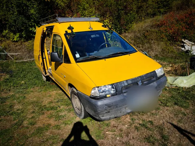 Remplacement du pare-brise sur une Citroën Jumpy à Corbeil-Essonnes